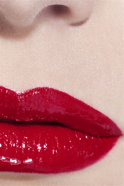 LE ROUGE DUOLiquid Lipstick 47 Daring Red 